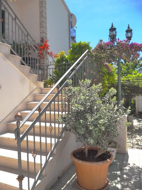 Anita Apartments Trogir Exterior photo