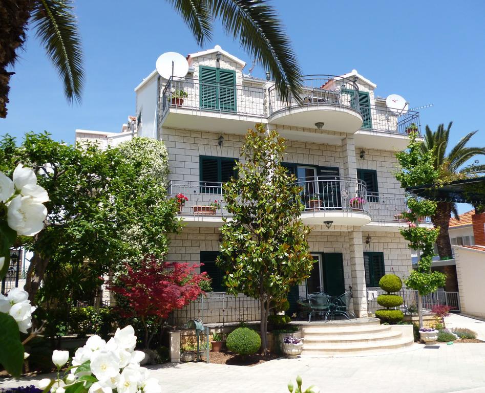 Anita Apartments Trogir Exterior photo